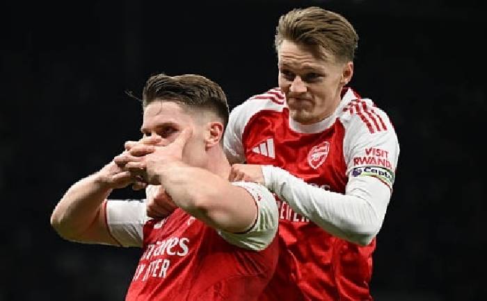 Ngôi sao Arsenal chế giễu Tottenham sau chiến thắng đậm