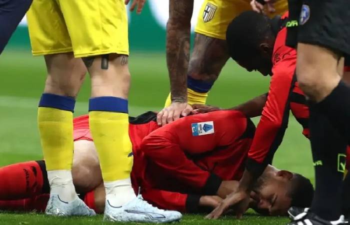 Ngôi sao đội tuyển Anh chấn thương nghiêm trọng