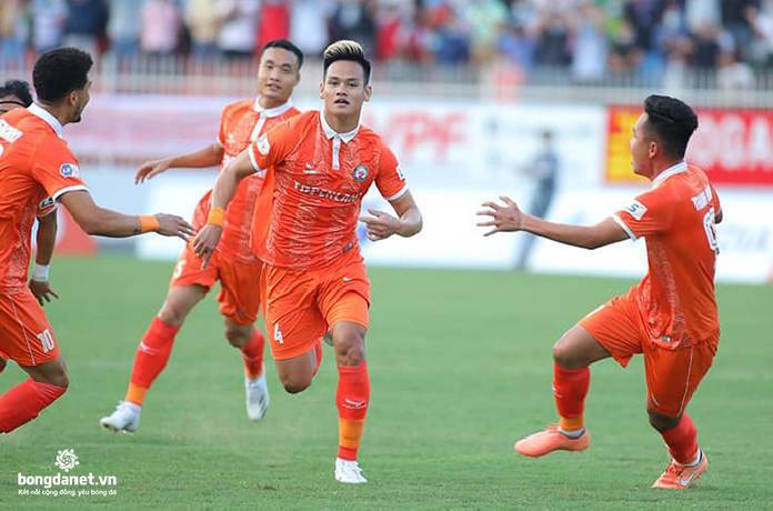 Hồ Tấn T&agrave;i v&agrave; những cầu thủ n&agrave;o bị treo gi&ograve; tại v&ograve;ng 5 V-League?