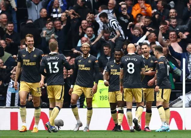 Đội h&igrave;nh ra s&acirc;n ch&iacute;nh thức Norwich vs Newcastle, 21h ng&agrave;y 23/4