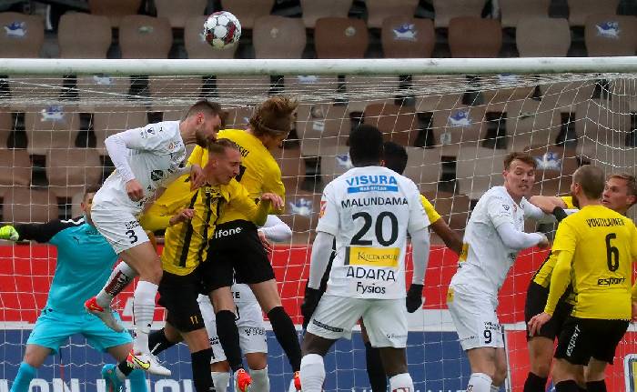 Soi kèo phạt góc Haka vs Honka, 22h00 ngày 24/4