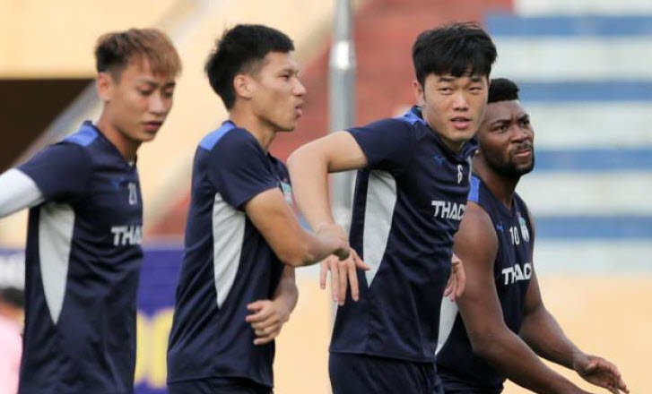 Xuân Trường tiếp sức cho đồng đội trước đại chiến với Nam Định