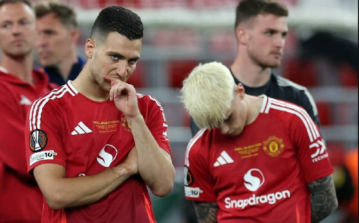 MU rao bán toàn bộ đội hình sau thất bại ở chung kết cúp C2