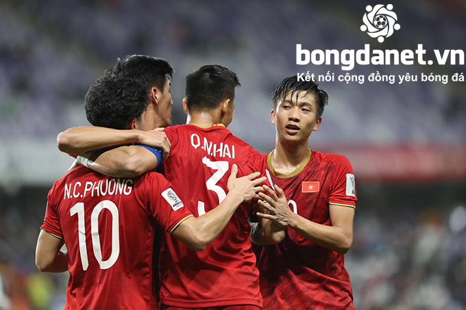 Hàng loạt tuyển thủ Việt Nam được CLB Thái Lan mời chào