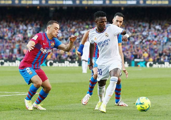 Đội h&igrave;nh ra s&acirc;n ch&iacute;nh thức Real Madrid vs Barcelona, 10h ng&agrave;y 24/7