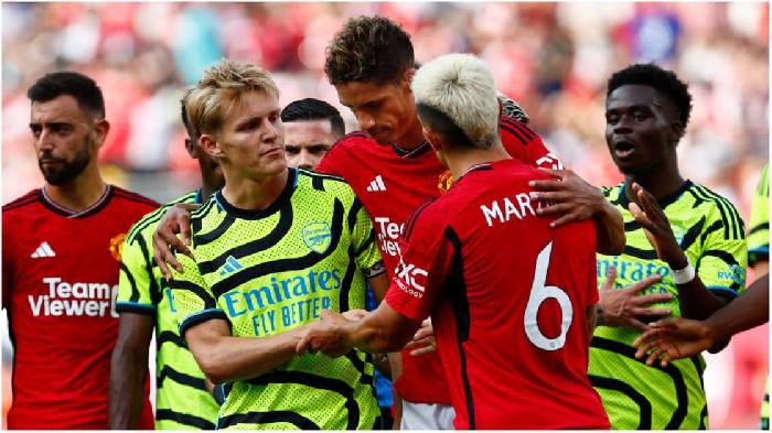 HLV Arteta kh&ocirc;ng h&agrave;i l&ograve;ng với thất bại trước Man United