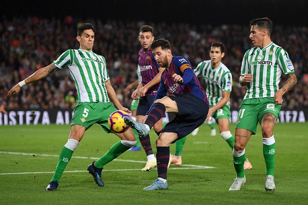 Barcelona vs Real Betis (2h 26/8): Những thông tin cần biết