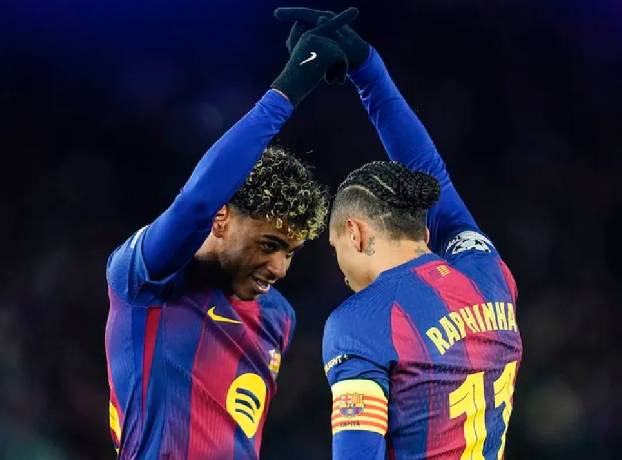 Soi kèo góc Elche vs Barcelona, 02h30 ngày 24/08