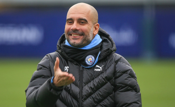 Pep Guardiola l&agrave;m s&aacute;ng tỏ tương lai trước đại chiến Man City vs Chelsea