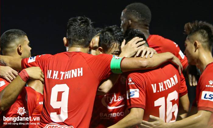 Video TP.HCM 2-0 Hồng Lĩnh Hà Tĩnh: Hiệp 2 ‘bùng nổ’
