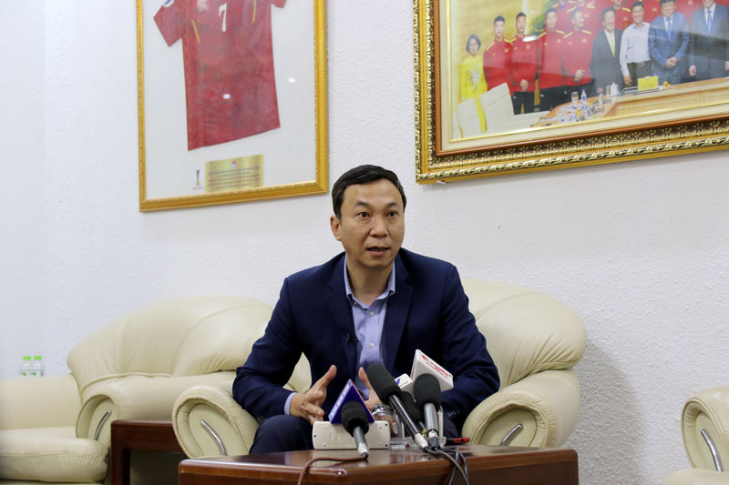 Lãnh đạo VFF khẳng định không thể bỏ V.League 2020