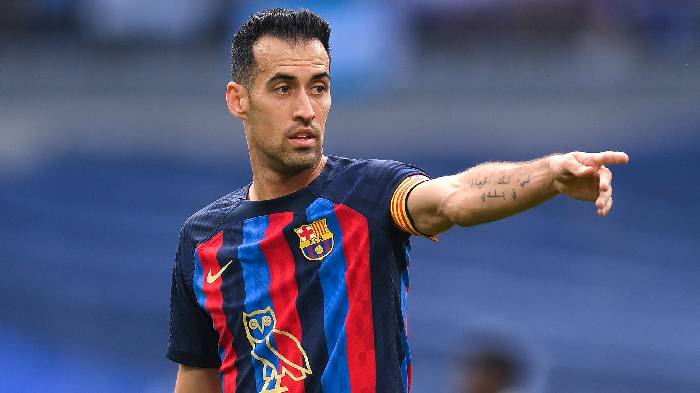 Đây !!! Điều kiện 'tình cảm' duy nhất để Busquets đồng ý ở lại Barca 