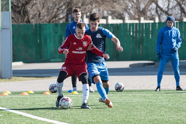 Nhận định bóng đá Shakhtyor Petrikov vs Viktoriya Maryina Horka, 18h ngày 25/4