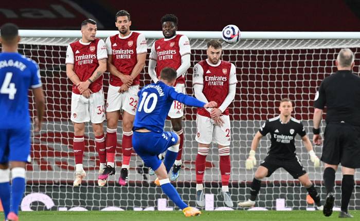 Arsenal nhận số trận thua kỷ lục tr&ecirc;n s&acirc;n nh&agrave; trong kỷ nguy&ecirc;n Premier League