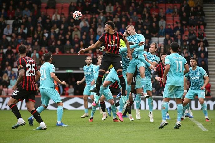 Soi k&egrave;o phạt g&oacute;c Wolverhampton vs Bournemouth, 1h45 ng&agrave;y 25/4