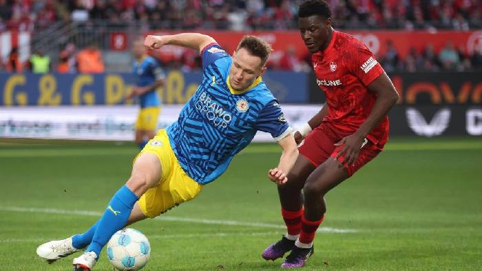 Nhận định, soi k&egrave;o Kaiserslautern vs Eintracht Braunschweig, 23h30 ng&agrave;y 24/4: D&igrave;m kh&aacute;ch xuống đ&aacute;y