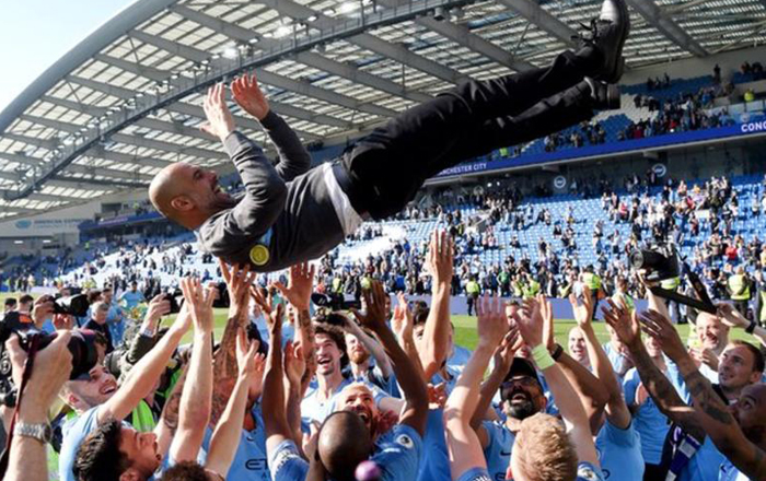 Man City l&ecirc;n tiếng l&agrave;m r&otilde; tương lai của Guardiola