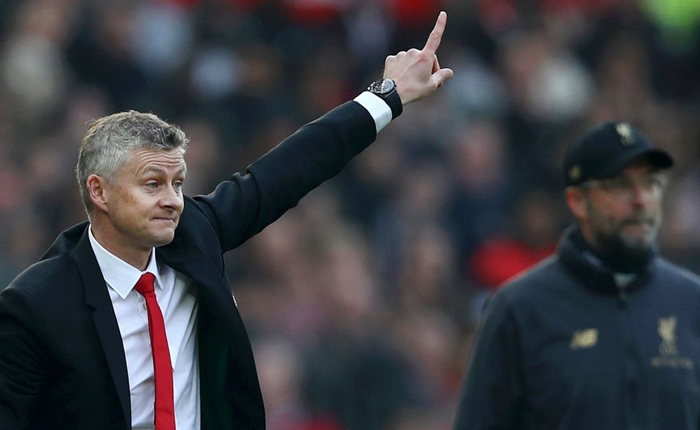 MU học theo m&ocirc; h&igrave;nh chuyển nhượng của Liverpool