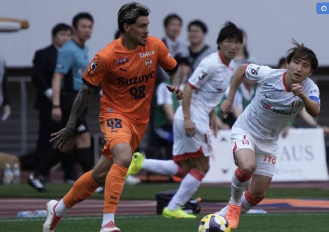 Nhận định, soi k&egrave;o Nagoya Grampus vs Urawa Red Diamonds, 15h30 ng&agrave;y 24/5: Tiếp tục ch&igrave;m s&acirc;u