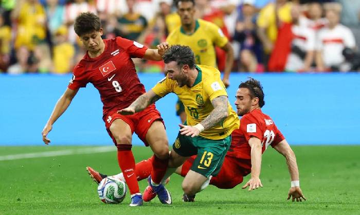Soi kèo thẻ phạt Paraguay vs Australia, 09h00 ngày 26/6