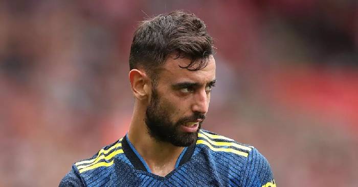 Bruno Fernandes 'cạch mặt' một huyền thoại của Man United