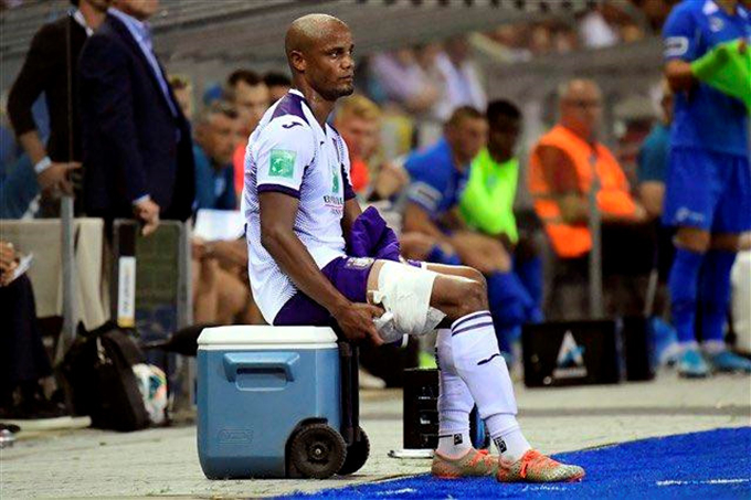 Cựu sao Man City nguy cơ lỡ trận đấu tri &acirc;n ch&iacute;nh m&igrave;nh