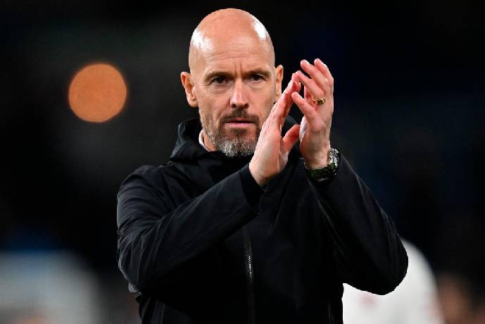 Ten Hag: 'Cậu ấy đang bị ốm, nhưng vẫn muốn cống hiến cho M.U'