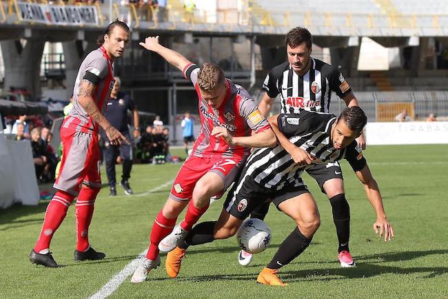 Nhận định bóng đá Ascoli vs Entella, 02h00 ngày 26/10: Trận hòa đầu tiên