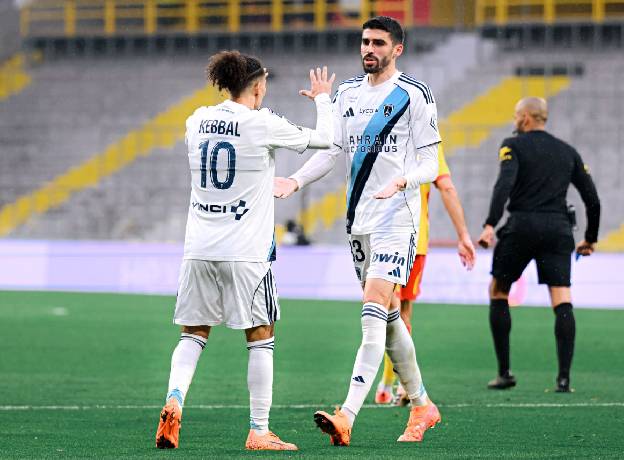 Soi kèo góc Paris vs Nantes, 01h45 ngày 25/10