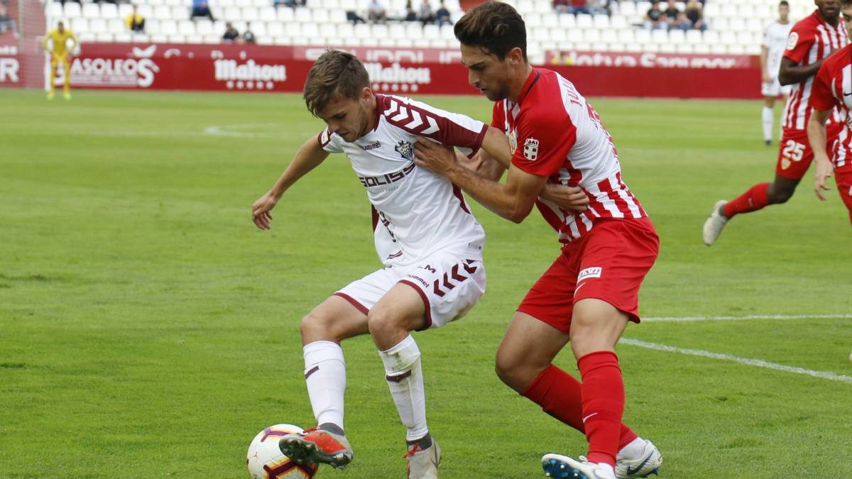Ph&acirc;n t&iacute;ch tỷ lệ Almeria vs Numancia, 18h ng&agrave;y 24/11