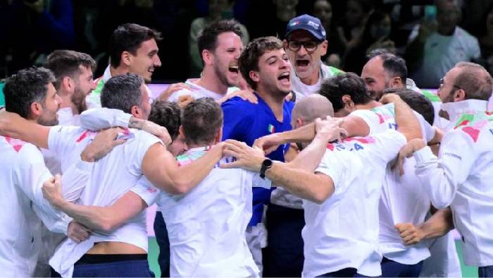 ĐT quần vợt Italia v&ocirc; địch Davis Cup năm thứ ba li&ecirc;n tiếp