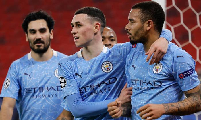Man City t&aacute;i hiện th&agrave;nh t&iacute;ch s&acirc;n kh&aacute;ch ấn tượng của MU tại Champions League