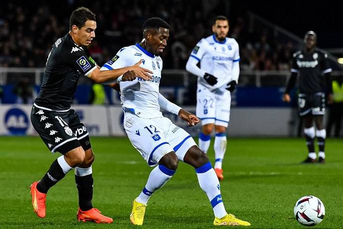 Soi kèo phạt góc Lorient vs Auxerre, 19h00 ngày 26/2