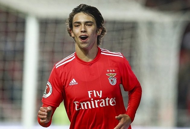 'Ronaldo 2.0' tr&ecirc;n đường gia nhập MU với mức gi&aacute; kỷ lục