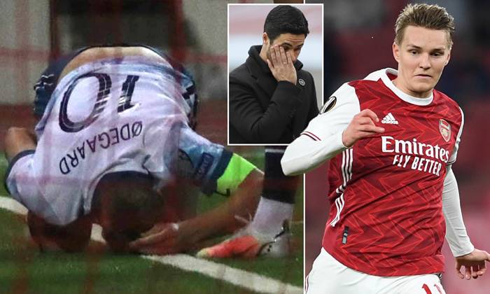 Arsenal thở ph&agrave;o về trường hợp của Martin Odegaard