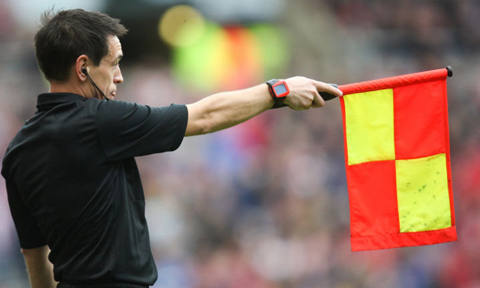 VAR thịnh h&agrave;nh, FIFA đ&ograve;i &lsquo;khai tử&rsquo; trọng t&agrave;i bi&ecirc;n