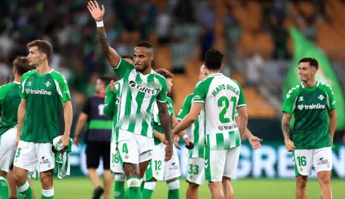 Soi kèo góc Valencia vs Real Betis, 02h00 ngày 26/08