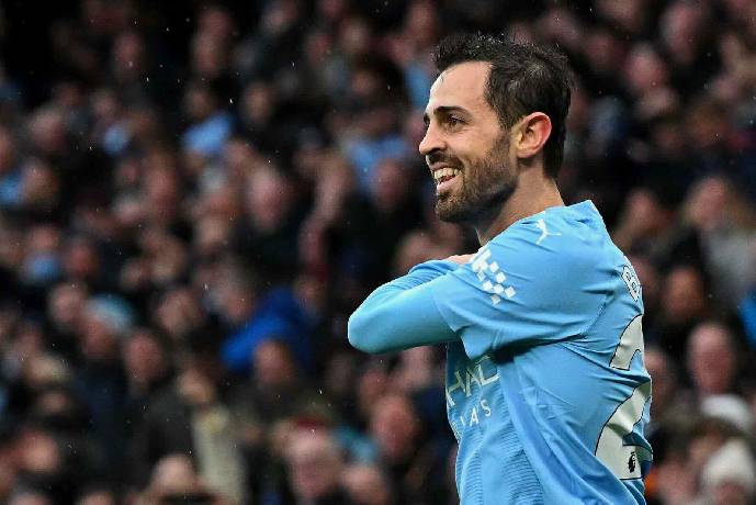Bernardo Silva phủ nhận tin đồn &ldquo;treo gi&agrave;y&rdquo; tại Man City