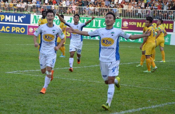 Tin tức U23 Việt Nam h&ocirc;m nay 25/12:&nbsp;Sao U23 Việt Nam rời HAGL để gia nhập TP.HCM