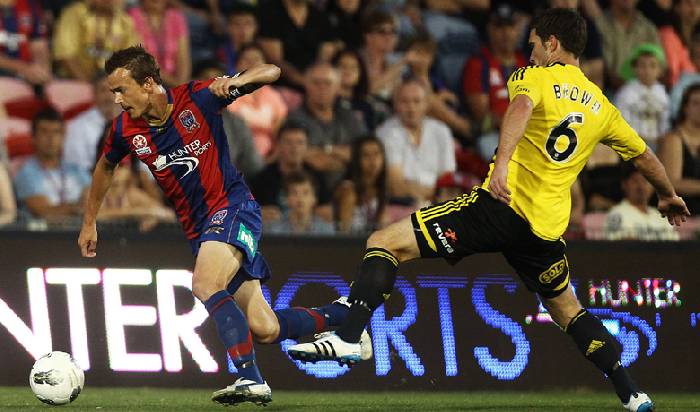 Phân tích kèo hiệp 1 Wellington Phoenix vs Perth Glory, 9h ngày 28/1