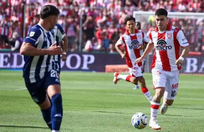 Nhận định, soi kèo Platense vs Instituto, 03h00 ngày 27/1: Khách tự tin