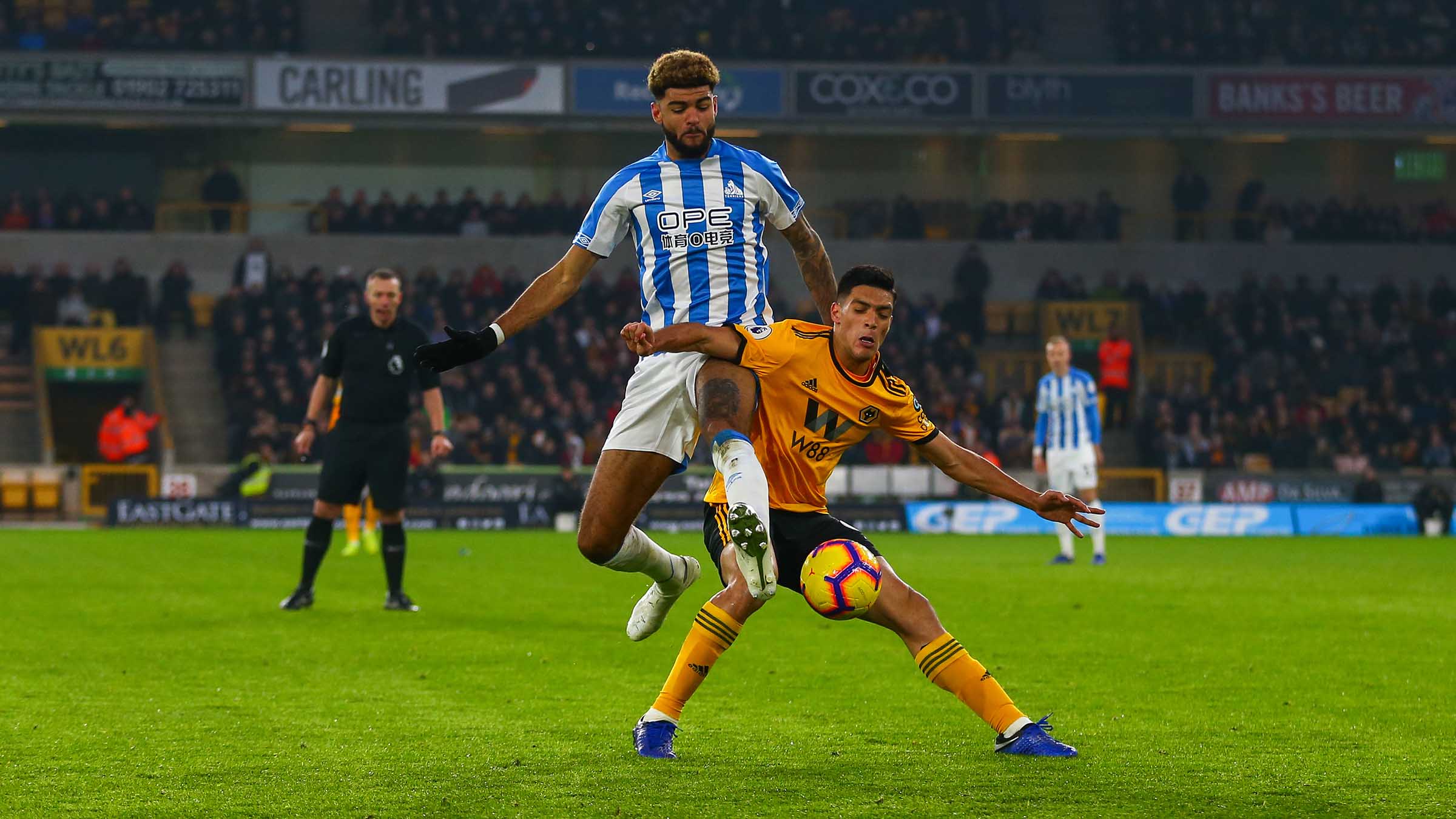 Nhận định Huddersfield vs Wolves, 02h45 27/2 (Ngoại hạng Anh)