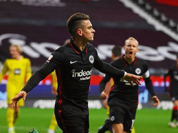 Đội hình ra sân chính thức E.Frankfurt vs Bayern Munich, 0h30 ngày 27/2