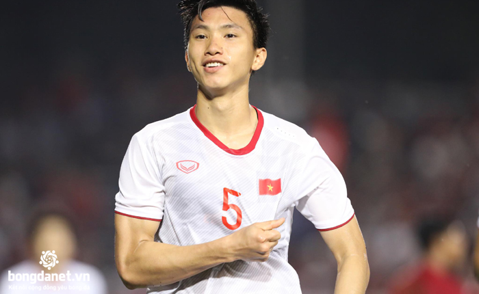 Nếu ở lại Hà Lan, Đoàn Văn Hậu có được tham dự AFF Cup 2020?