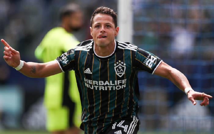 Chicharito lập cột mốc ghi b&agrave;n ấn tượng tại giải Nh&agrave; nghề Mỹ