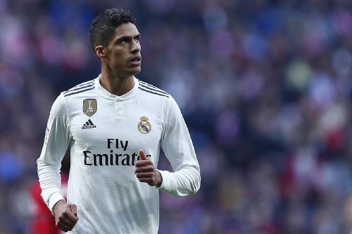 Tin chuyển nhượng 26/4: MU gặp đối thủ trong thương vụ Varane