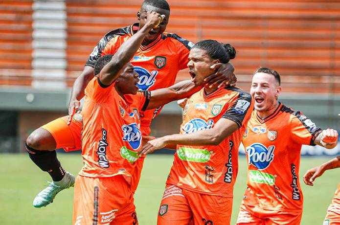 Nhận định, soi kèo Pereira vs Envigado, 4h ngày 28/4