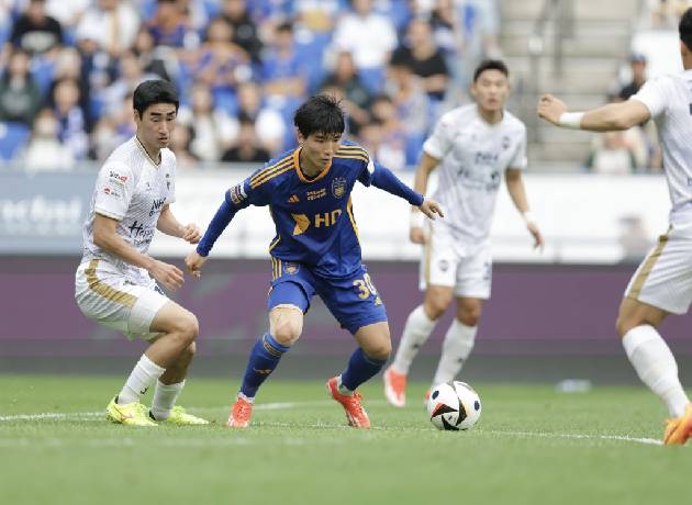 Nhận định, soi kèo Gimcheon Sangmu vs Ulsan HD, 14h30 ngày 27/4: Lại thêm trái đắng