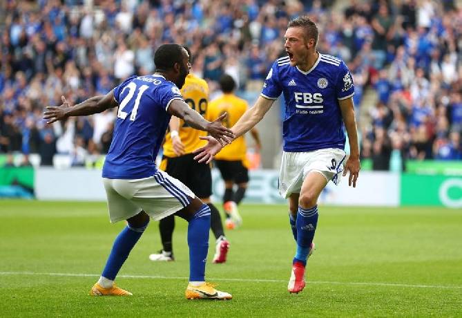 Soi kèo góc Wolves vs Leicester City, 21h00 ngày 26/4