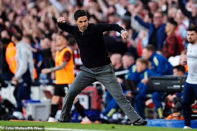 HLV Arteta th&aacute;ch thức Man City sau chiến thắng của Arsenal